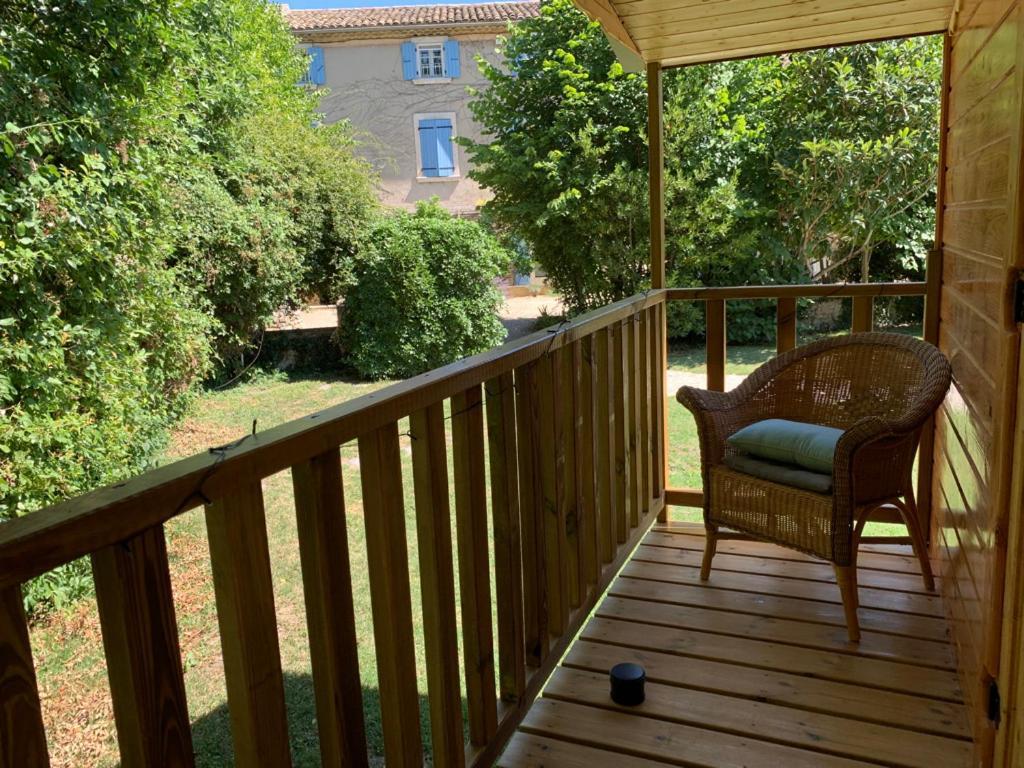 La Magnanerie Apartment Grillon Exterior photo